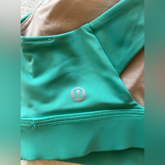 Lululemon Envital Sports Bra - Green/Teal - Size 2 - Picture 4 of 7